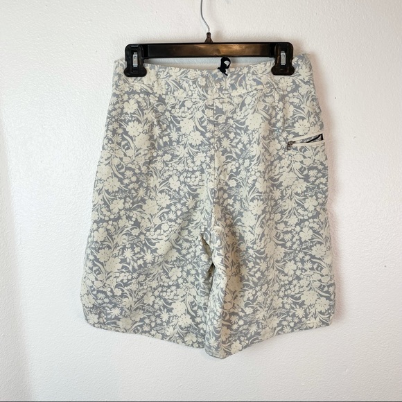 Patagonia Wavefarer Board Shorts - Picture 3 of 6